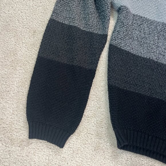 AGB Sweater Knit Chevron Stripe High Low Hem Gray Black Ombre Size XLarge Winter - Picture 7 of 8